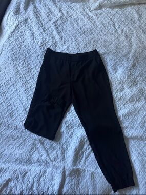 Banana Republic- women's - Black polyester pants. Size 12S (short)